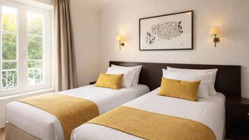 Comfort Room | Desk, laptop workspace, blackout drapes, soundproofing