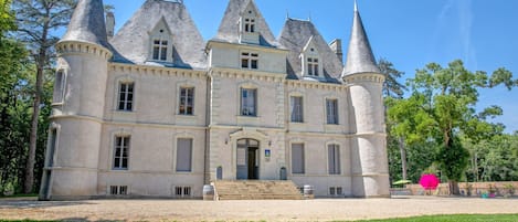 Majoituspaikan julkisivu