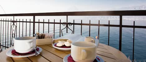 Junior Room, Balcony, Lake View | View from room