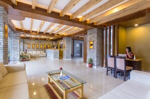 Lobby - Bodhi Suites Boutique Hotel and Spa (Pokhara)