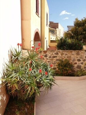 Property grounds - B&B Casa Saba (Orosei)
