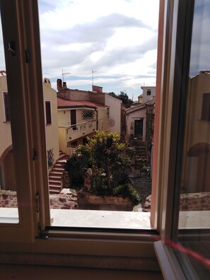 Chambre Double Standard | Vue sur la cour