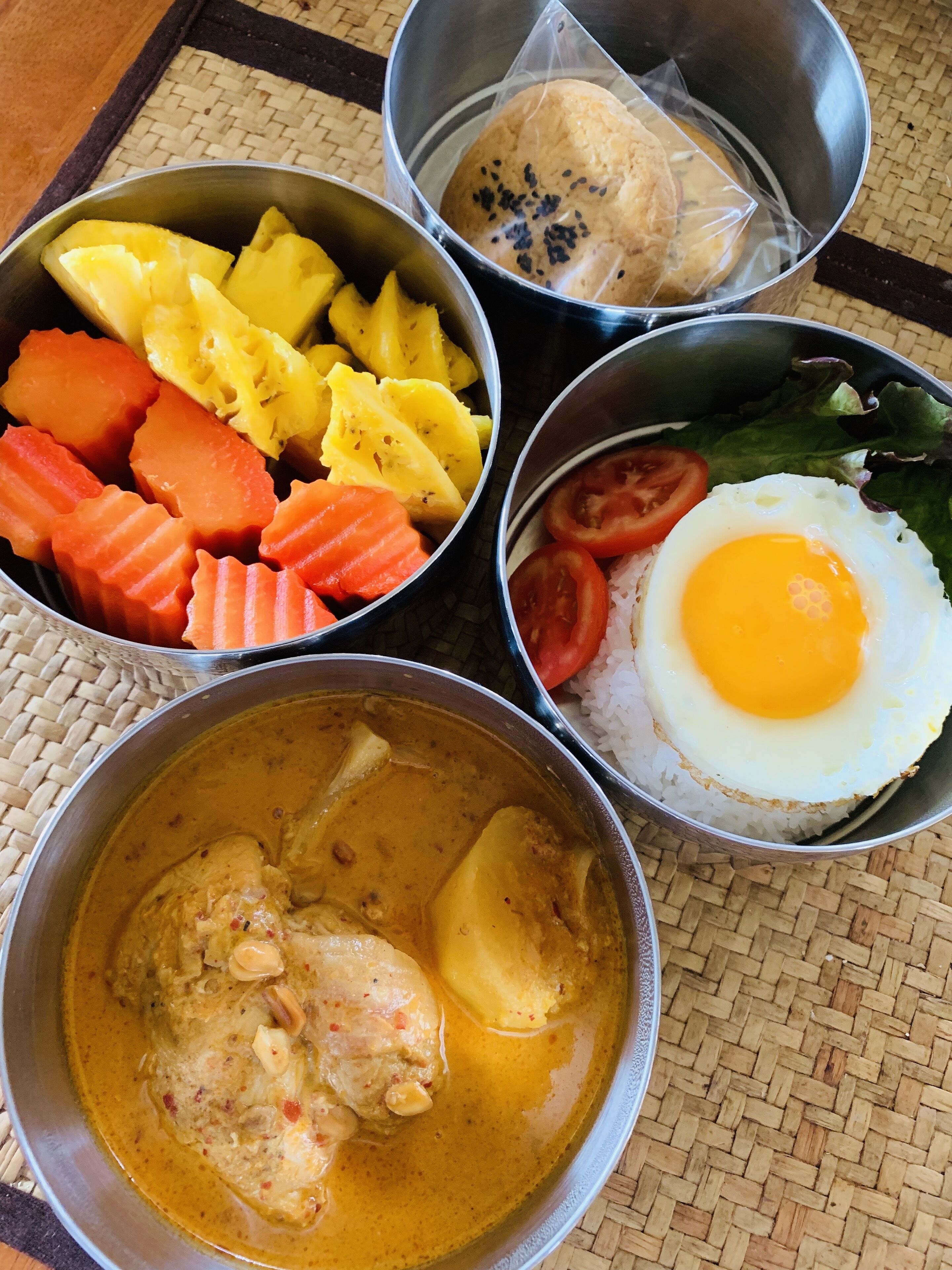 朝食