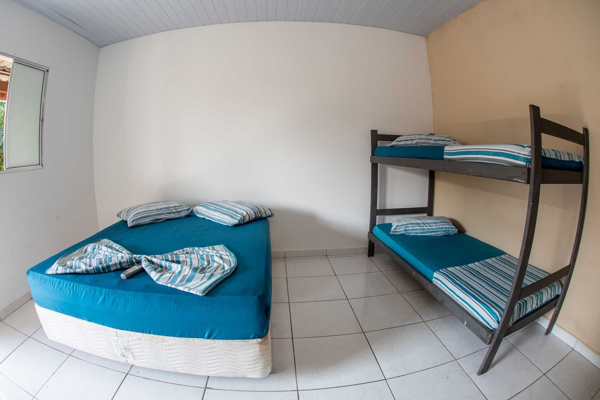 Quadruple Room | Free WiFi, bed sheets