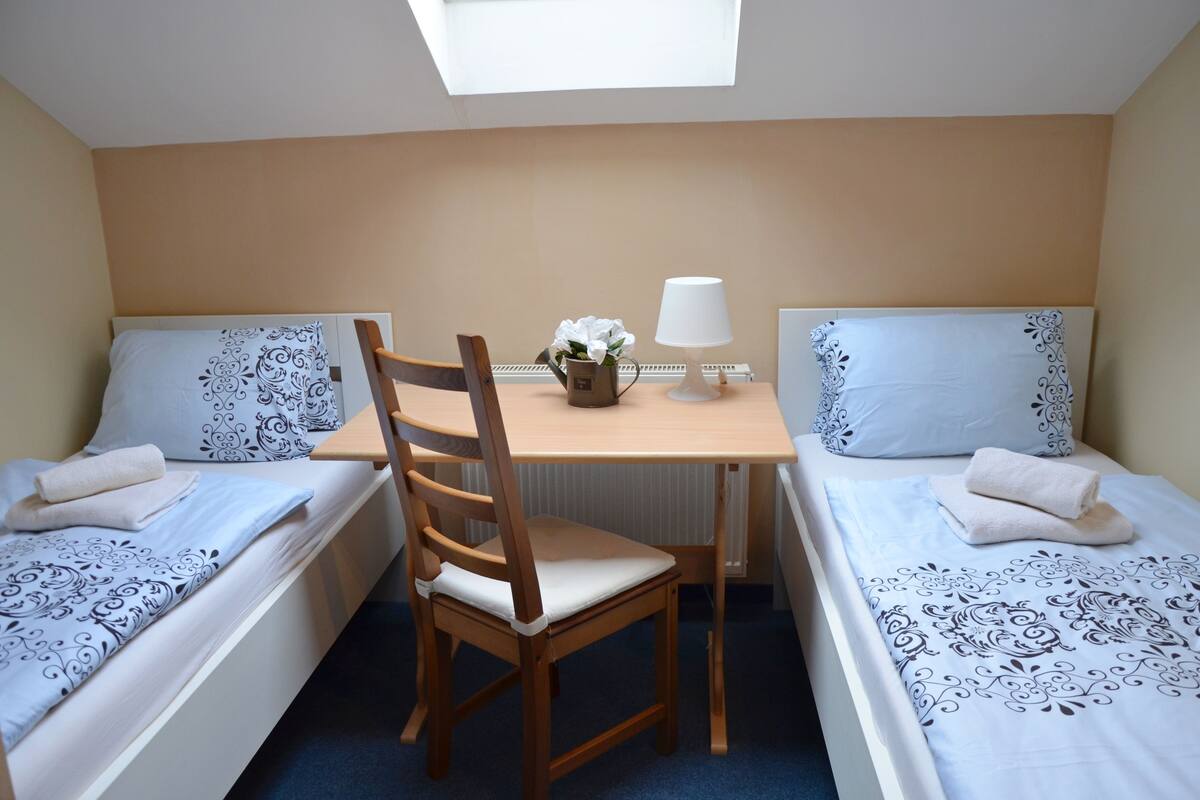 Chambre Classique, 2 lits une place