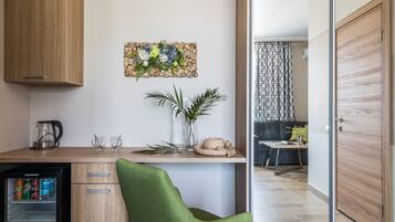 Premium bedding, minibar, in-room safe, soundproofing