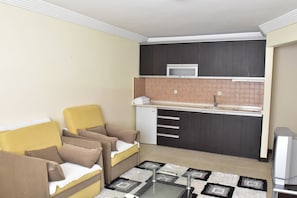 Apartment | Ruang tamu | TV LCD
