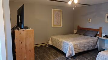 Deluxe Room | 1 bedroom, free WiFi, bed sheets