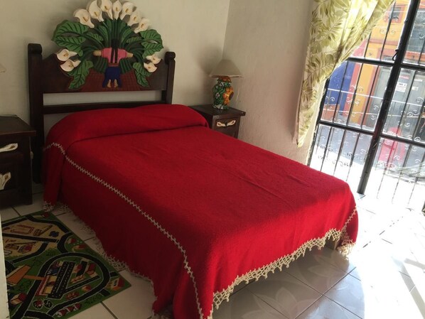 Double Room, 1 King Bed | Desk, iron/ironing board (on request), free WiFi, individually decorated - Hotel Casa de los Ojeda (San Miguel de Allende)
