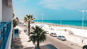 Chambre Double ou avec lits jumeaux, vue mer | Vue sur la plage/l’océan