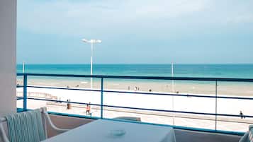 Chambre Double ou avec lits jumeaux, vue mer | Vue sur la plage/l’océan