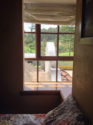 1 bedroom, premium bedding, down duvets, Select Comfort beds