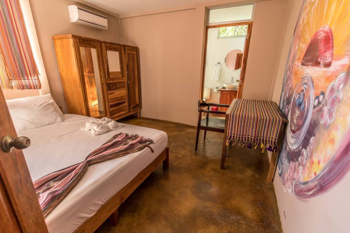 Deluxe Double or Twin Room, 1 Bedroom, Private Bathroom, City View | 1 bedroom, individually decorated, individually furnished, desk
