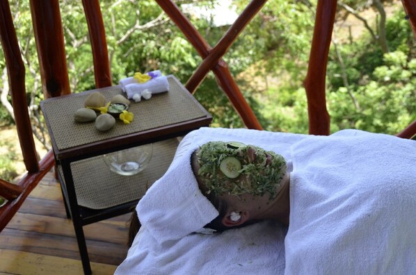 Body treatments, body scrubs, facials, manicures and pedicures - Nuestra Casa (San Juan del Sur)