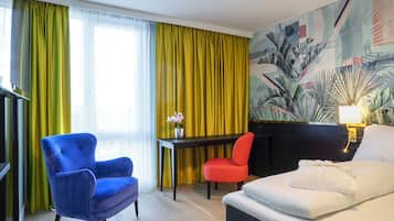 Premium bedding, pillow-top beds, minibar, in-room safe