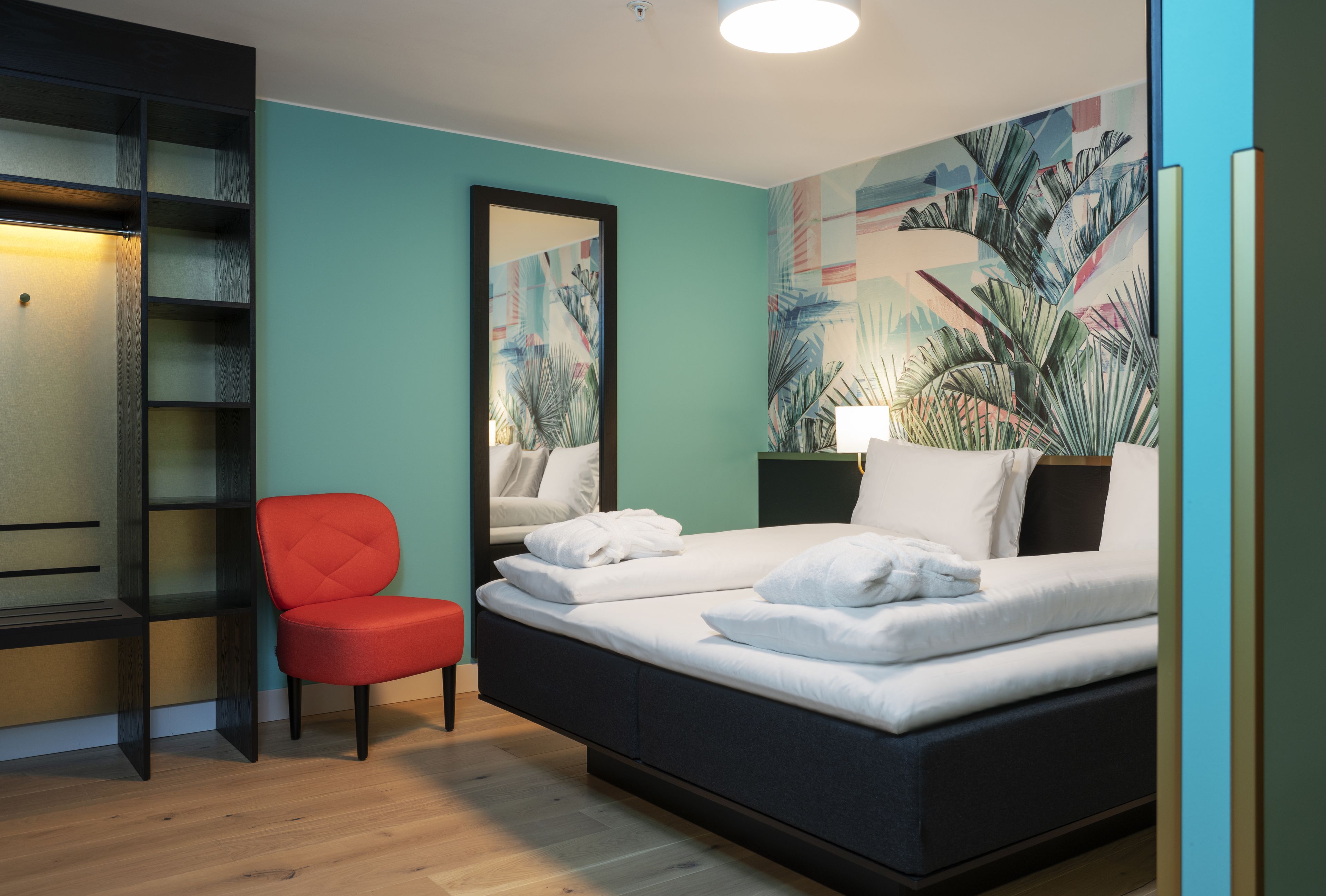 junior suite, non smoking | 1 bedroom, premium bedding, pillow-top beds, minibar