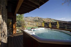 Casa, letti multipli (The Villa at Steamboat) | Idromassaggio all'aperto
