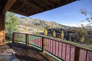 Maison, Plusieurs lits (The Villa at Steamboat) | Balcon
