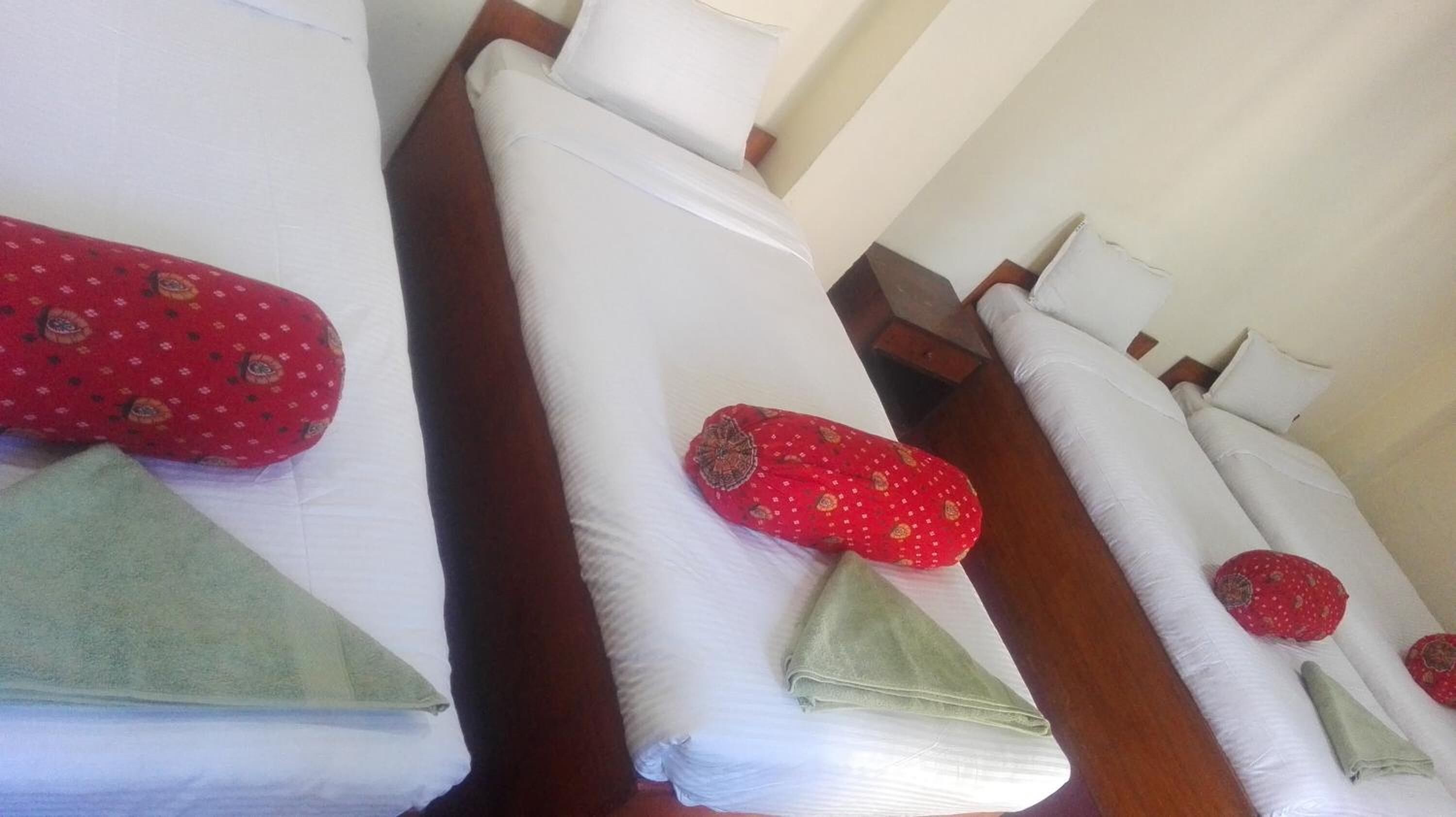 Photo - Hotel Sisters Home