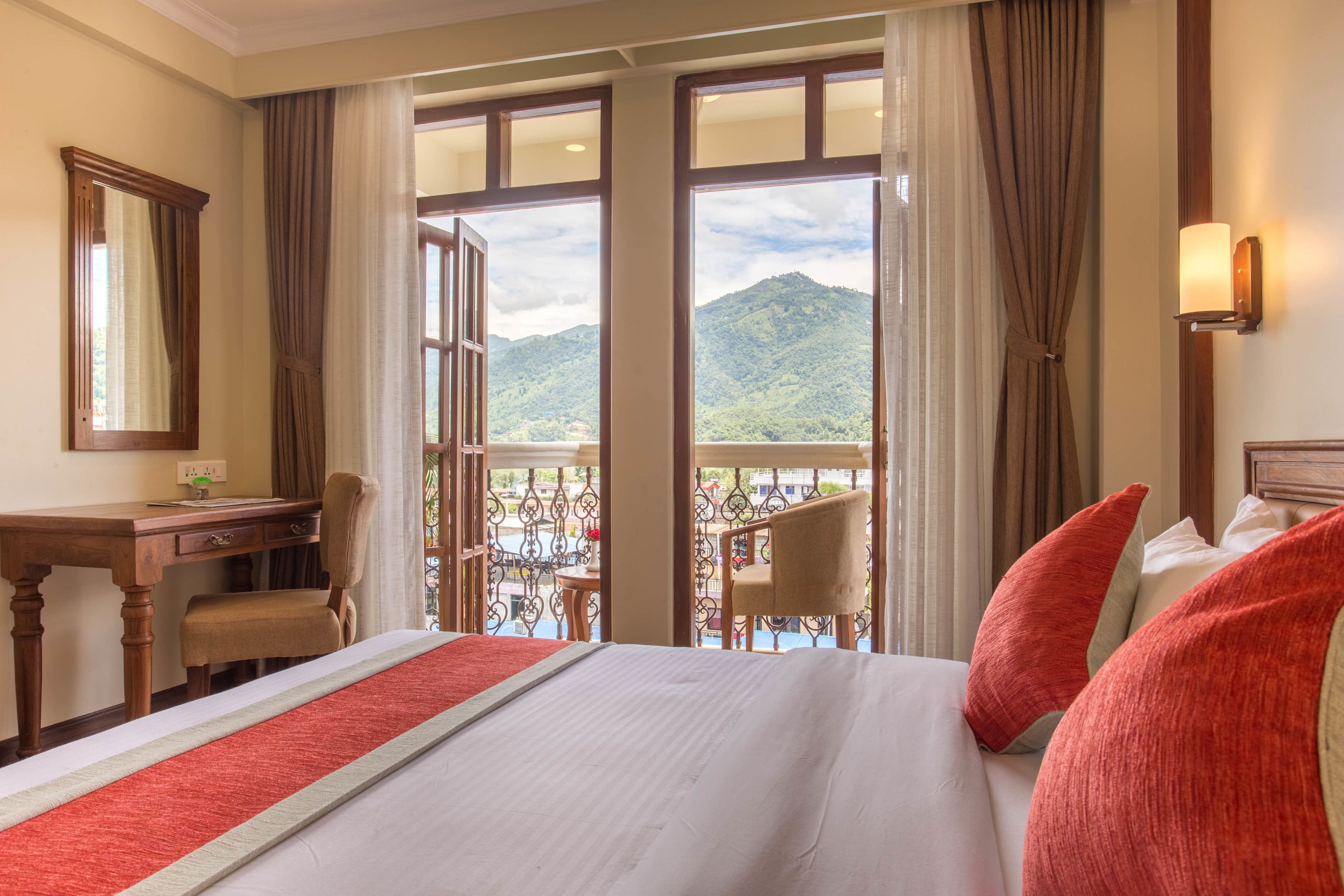 minibar, in-room safe, desk, soundproofing