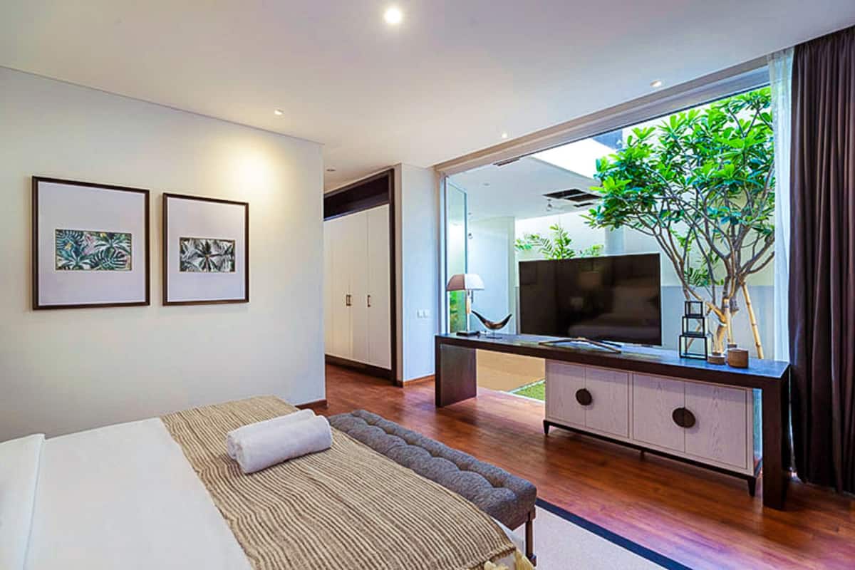 1 bedroom, in-room safe, desk, soundproofing