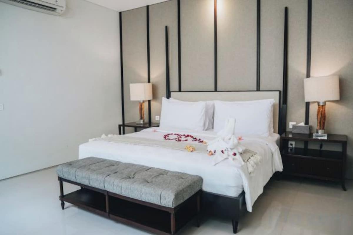 1 phòng ngủ, két bảo mật tại phòng, bàn, phòng cách âm 