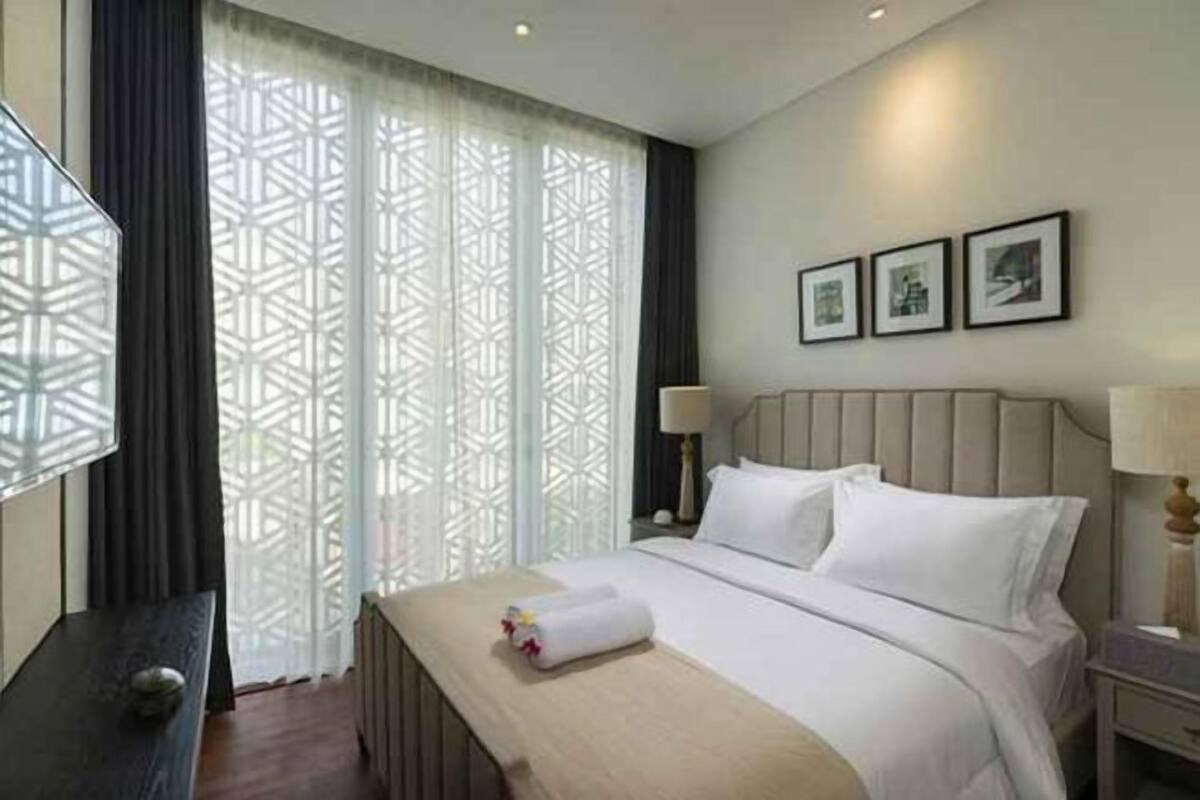1 bedroom, in-room safe, desk, soundproofing