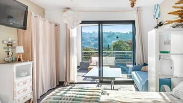 5 habitaciones, decoración personalizada y muebles diferentes