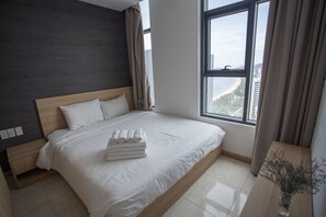 Appartement, 1 chambre, vue mer (2 Beds) | Bureau, chambres insonorisées, fer et planche à repasser, Wi-Fi gratuit