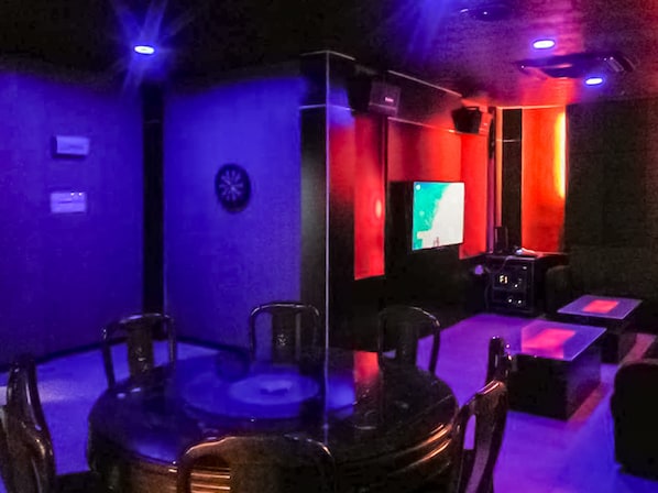 Karaoke room - Hotel Sri Bernam (Sabak)