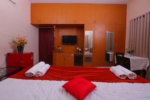 1 bedroom, rollaway beds, free WiFi