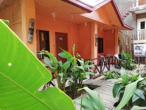 Chambre (3, with Aircon) | Vue sur le jardin