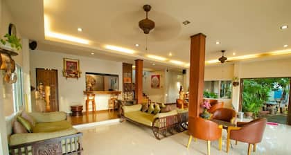 Fahluang Residence