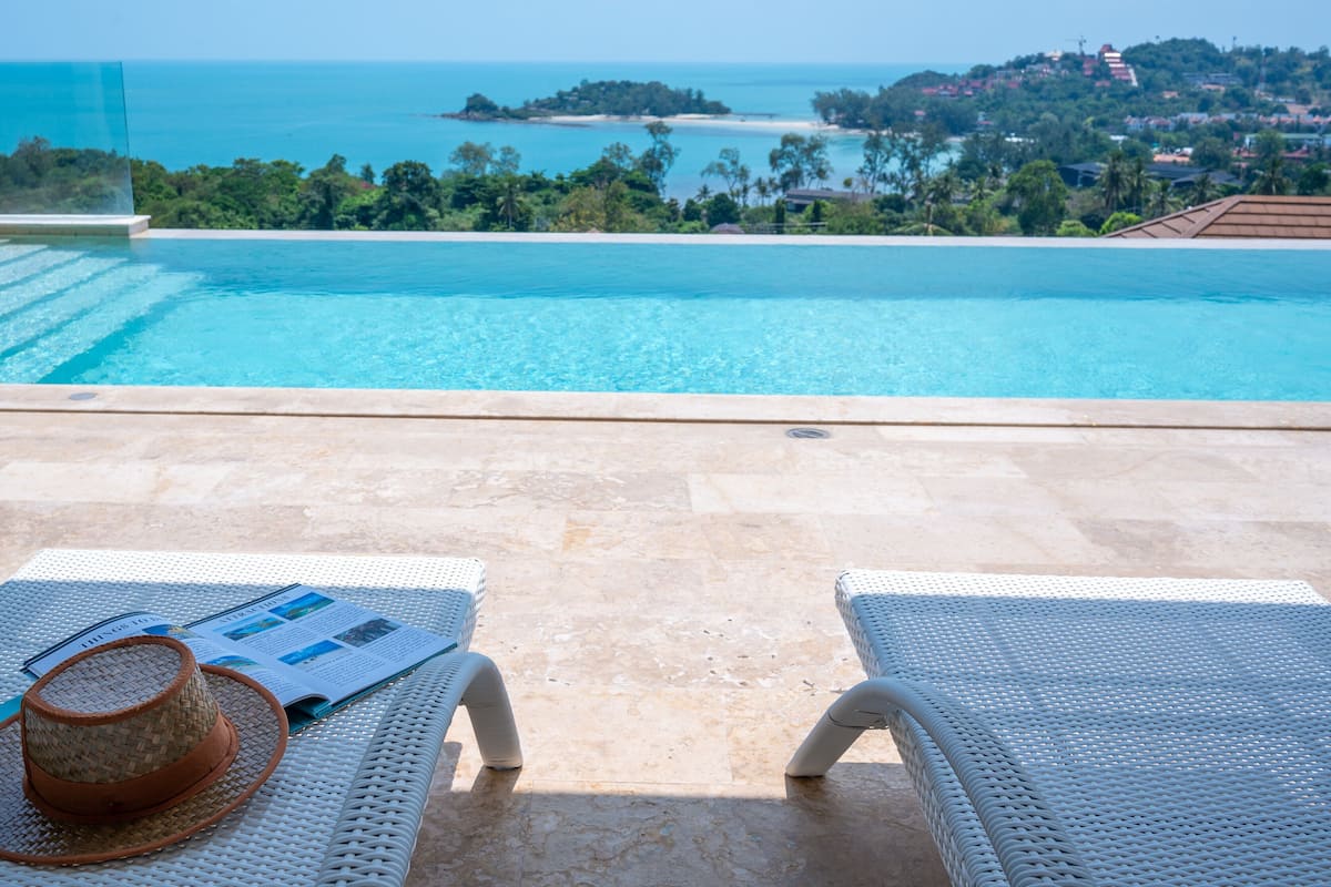 Beach/ocean view