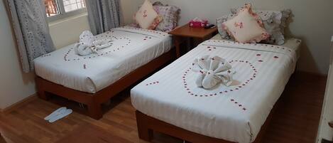 Escritorio y wifi gratis