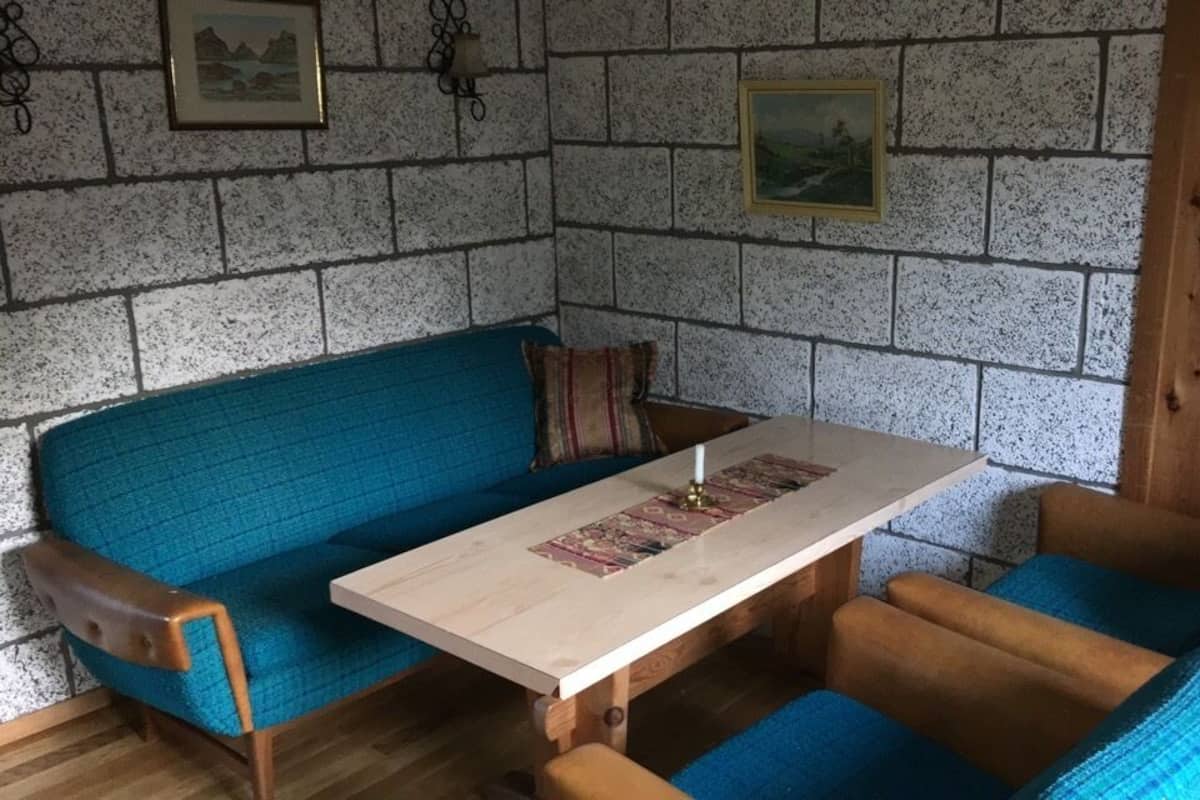 Departamento, cocineta | Área de sala de estar | Juguetes