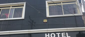 Hotel Sunny International