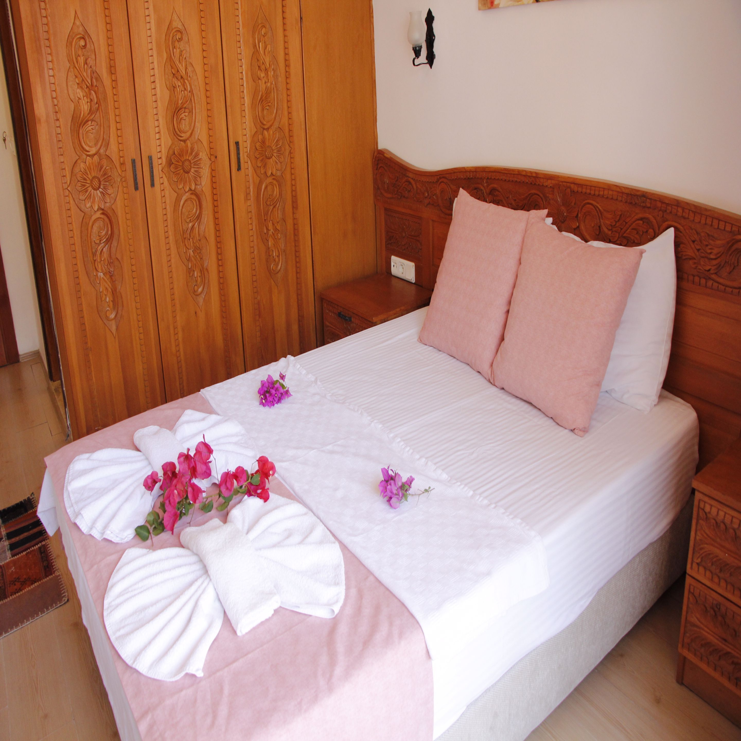 deluxe room | 1 bedroom, soundproofing, iron/ironing board, free wifi