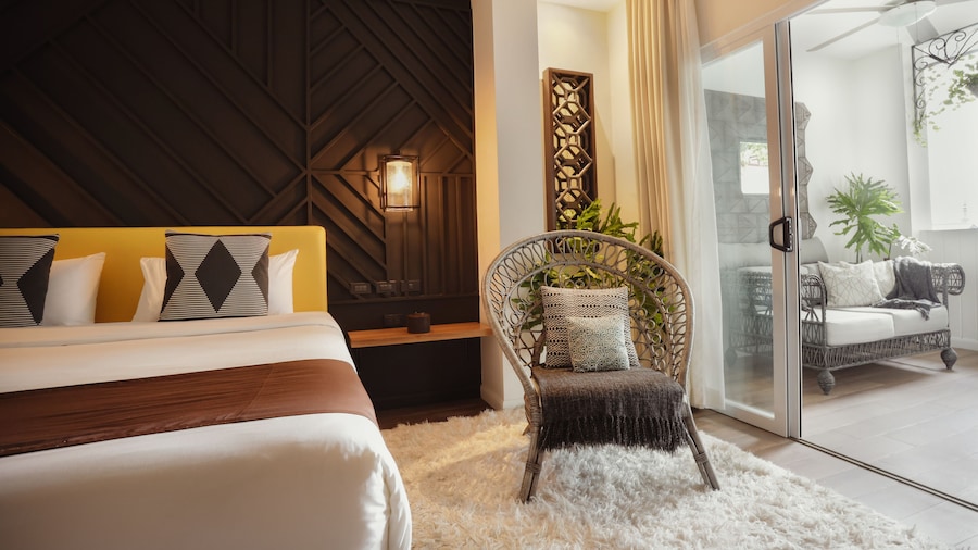 The Bourke Hotel