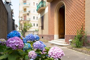 Fachada de la propiedad