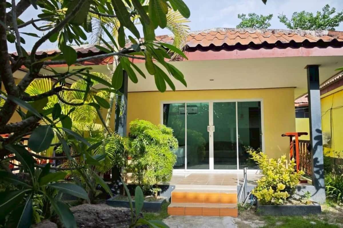 Literie hypoallergénique, coffres-forts dans les chambres