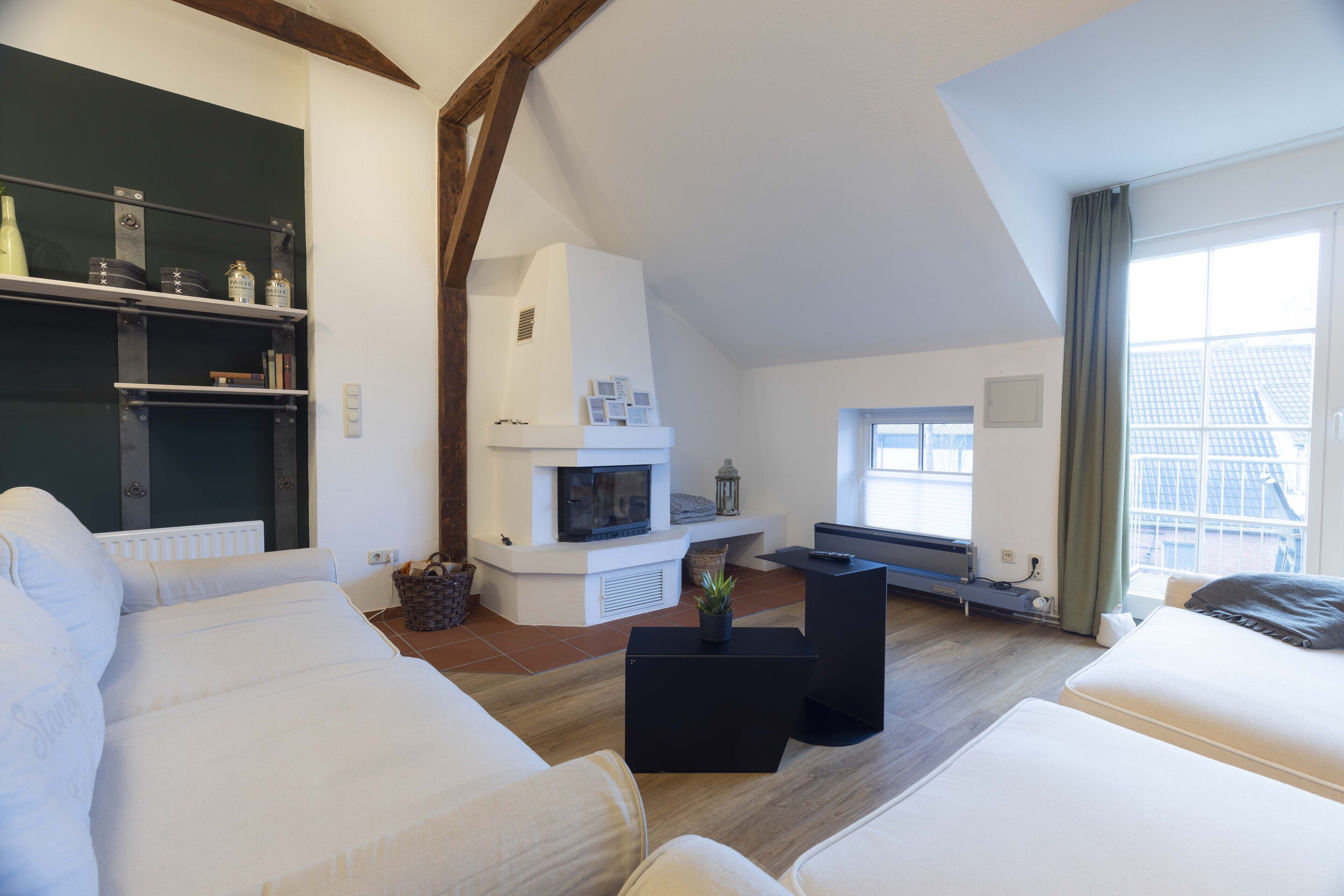 suite, balcony | living area | flat-screen tv