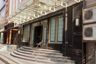 Dalian Xiuzhu Building Apartment