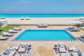 Presidential Villa, 2 floors (Hakim) | Premium bedding, free minibar, in-room safe, desk - Al Alamein Hotel (El Alamein)