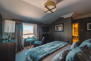 Deluxe-rum (King) | 3 sovrum, gratis produkter i minibar och värdeförvaringsskåp på rummet