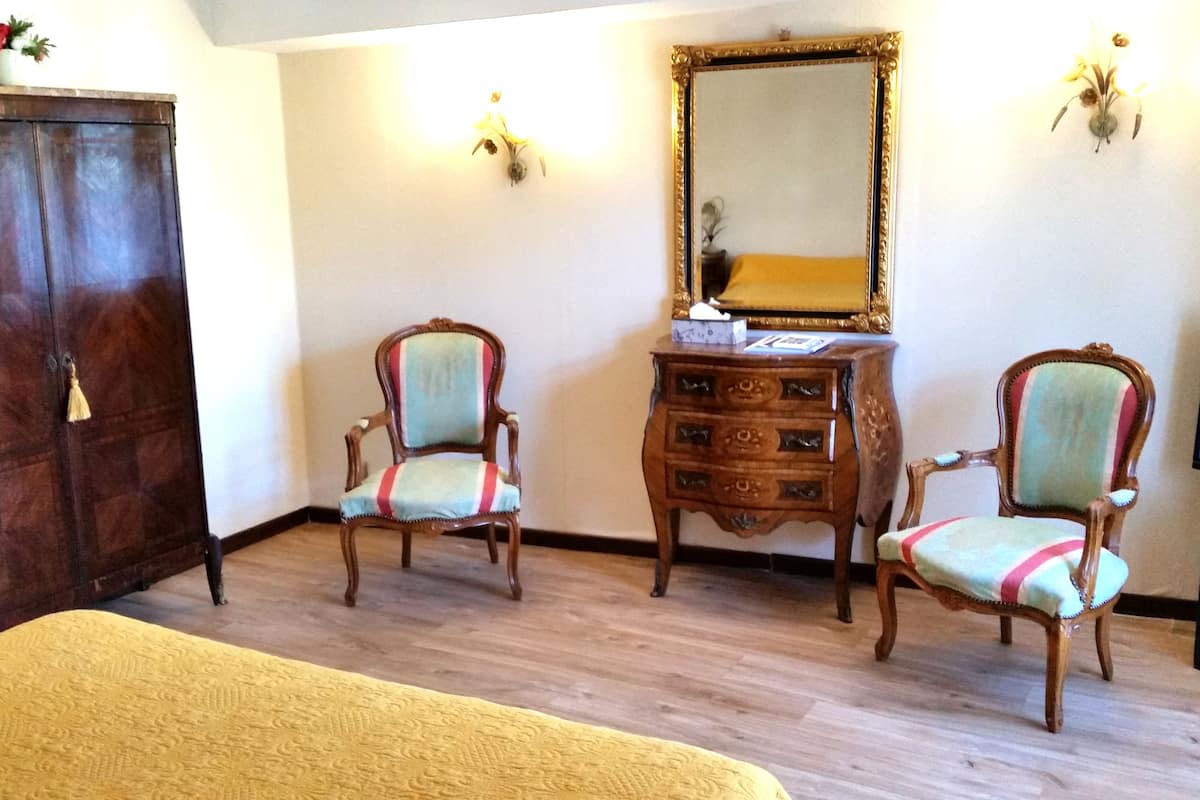 double room | room amenity