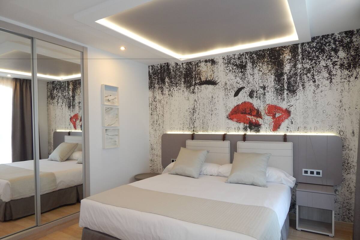 Romantisches Doppelzimmer (The Kiss)