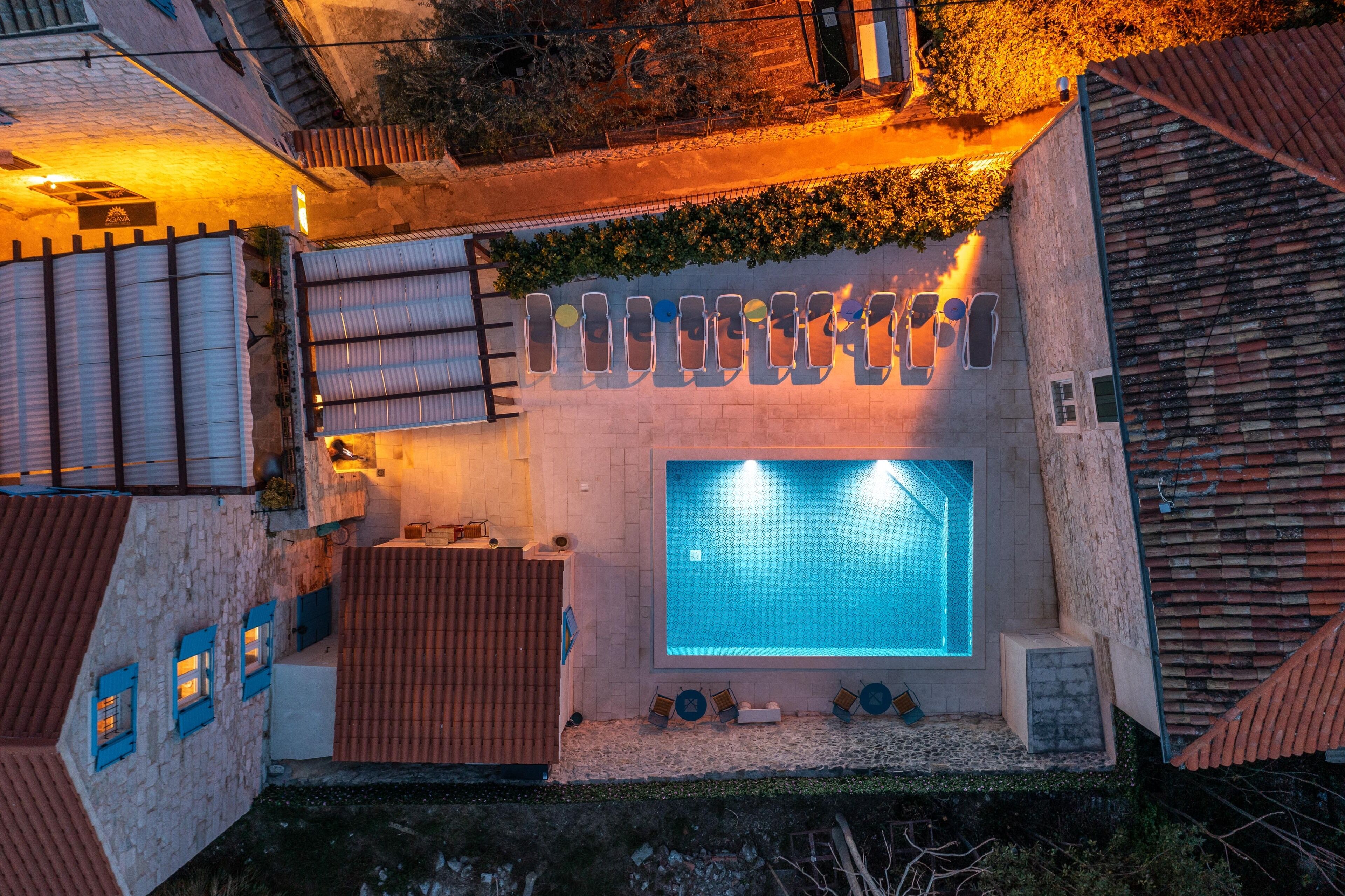 Mặt tiền nơi lưu trú