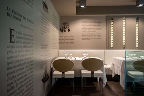 Couples dining