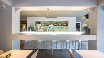 Bar (en la propiedad)